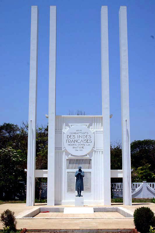 IND7697_pondichery_puducherry_morts