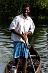 IND7001_kerala_backwaters