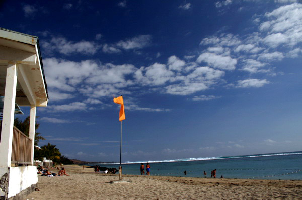 REU008_st_leu_plage